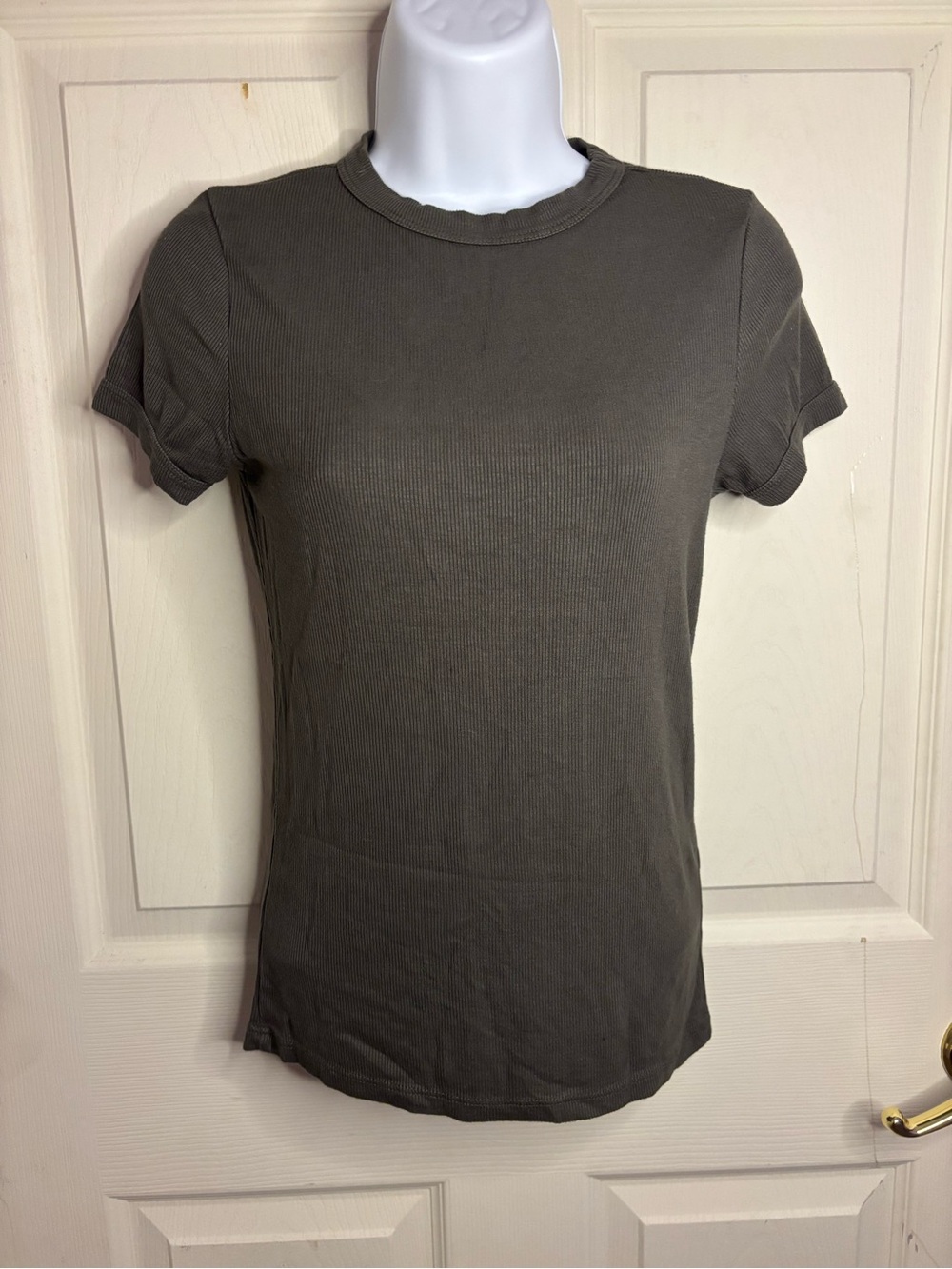 Joah brown ribbed tee